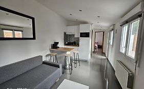 Maison Entre Paris Et Disney, Stade Nautique Olympique Vaires Sur Marne